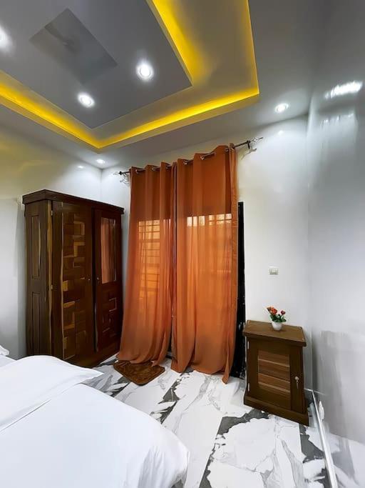 Villa Adja Nafy A Saly Gandigal Zewnętrze zdjęcie