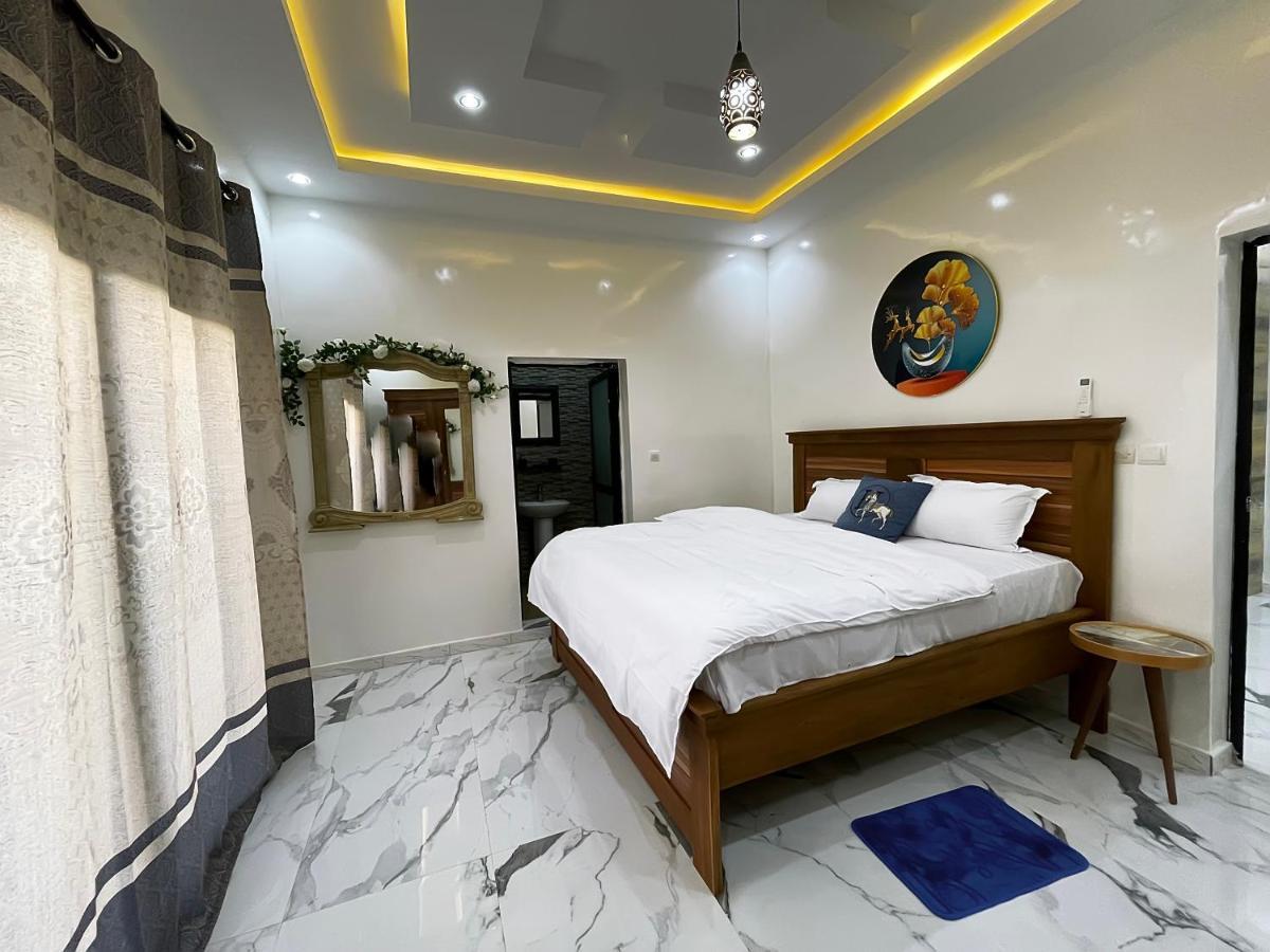 Villa Adja Nafy A Saly Gandigal Zewnętrze zdjęcie