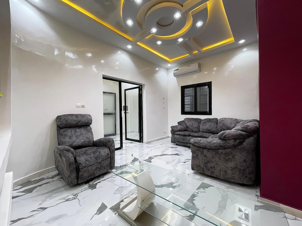 Villa Adja Nafy A Saly Gandigal Zewnętrze zdjęcie